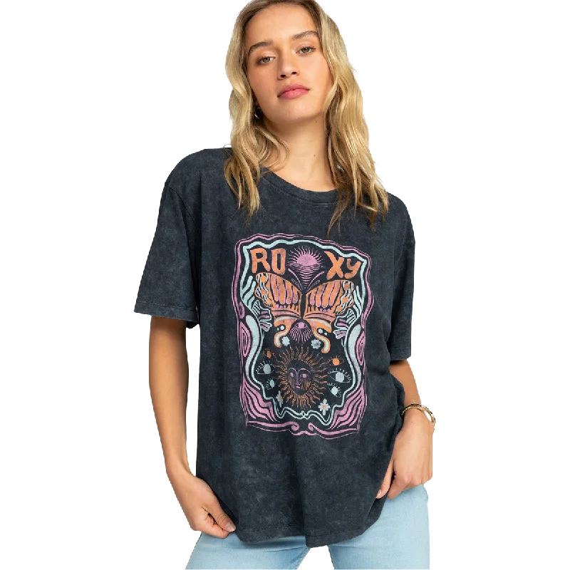 Women's Girl Need Love C Oversized Tee