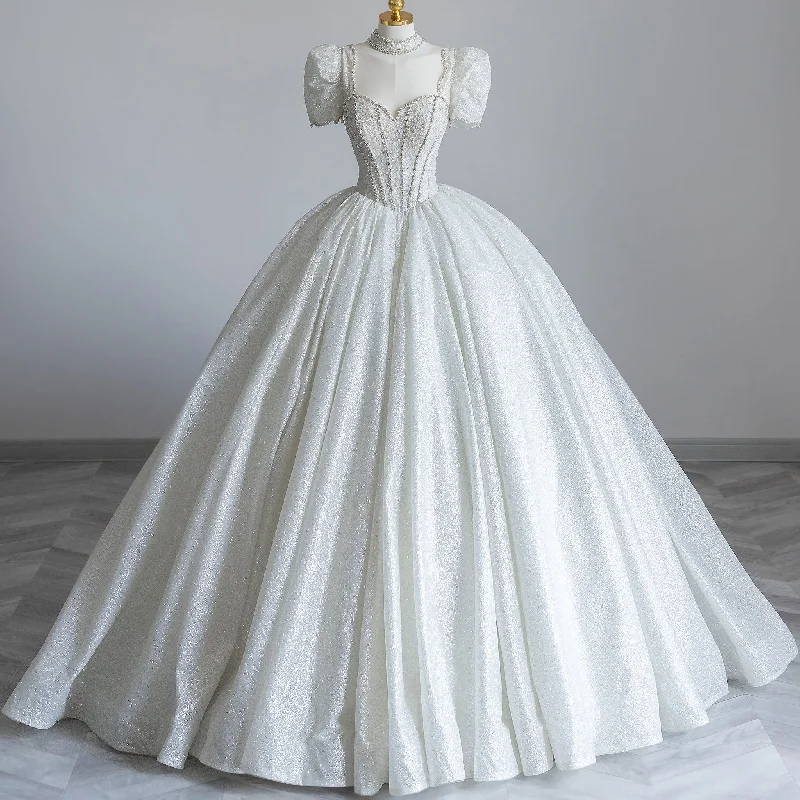 Queen-ann Neck Ball Gown Wedding Dress with Short Sleeve