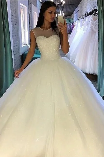 Sexy Sleeveless Scoop Tulle Sequins Ball Gown Wedding Dresses