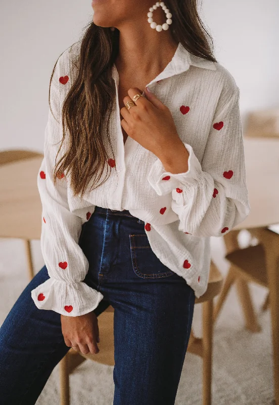 White Vicky Shirt with Red Hearts